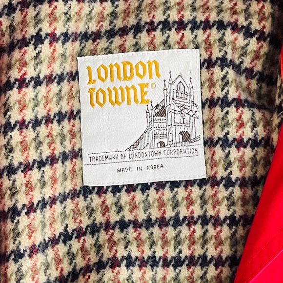 London Fog Red Women's Jacket - Picture 13 of 13
